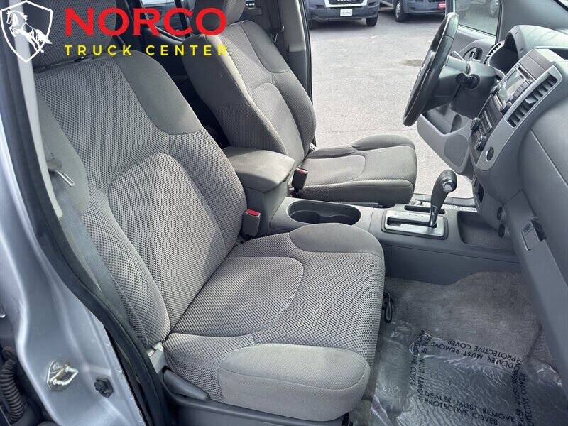 2017 Nissan Frontier SV