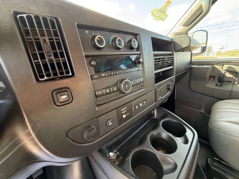 2019 Chevrolet Express 2500