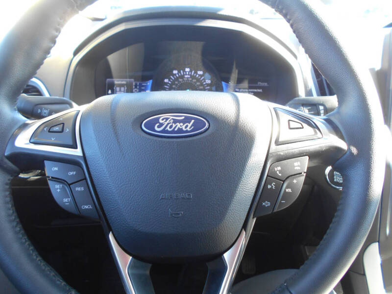 2024 Ford Edge
