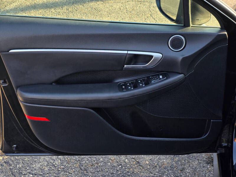 2022 Hyundai Sonata Hybrid Blue