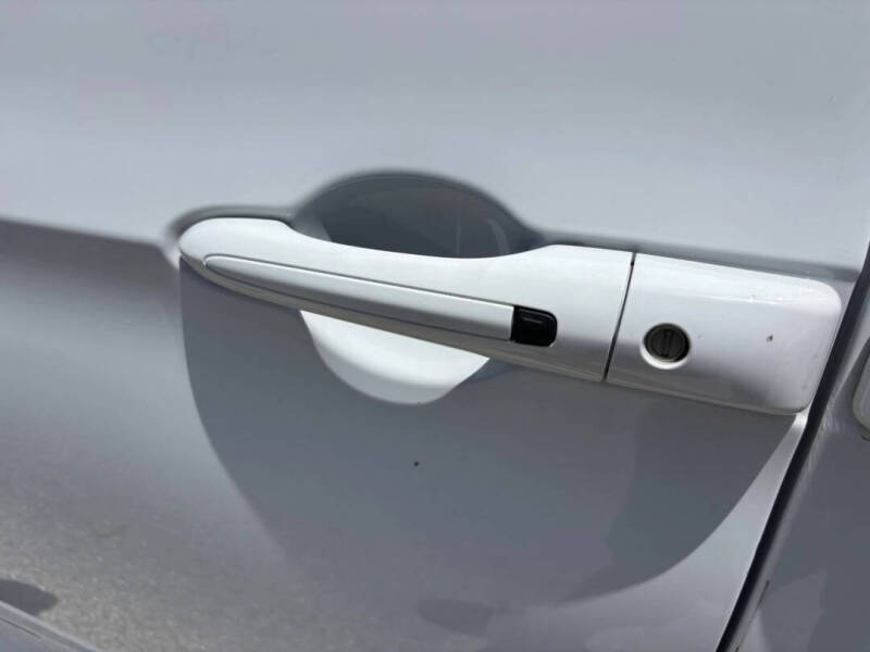 2021 Chrysler Voyager LX