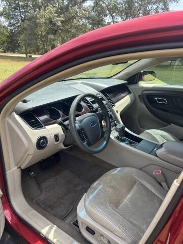 2011 Ford Taurus SEL