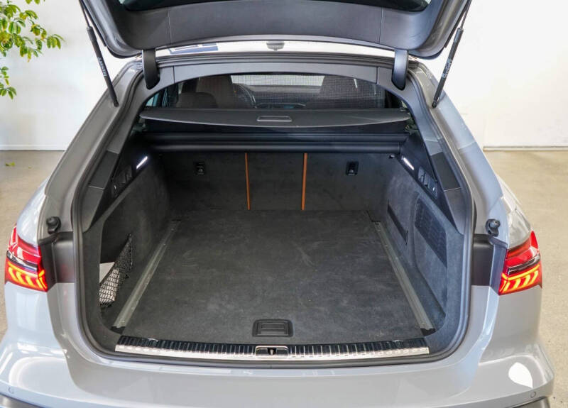 2024 Audi RS 6 Avant 4.0T quattro Avant performance