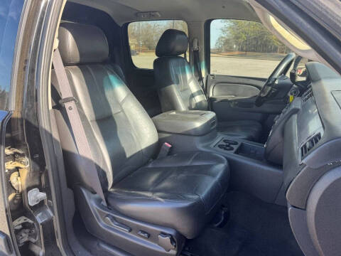 2011 Chevrolet Avalanche LT