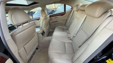 2007 Lexus LS 460