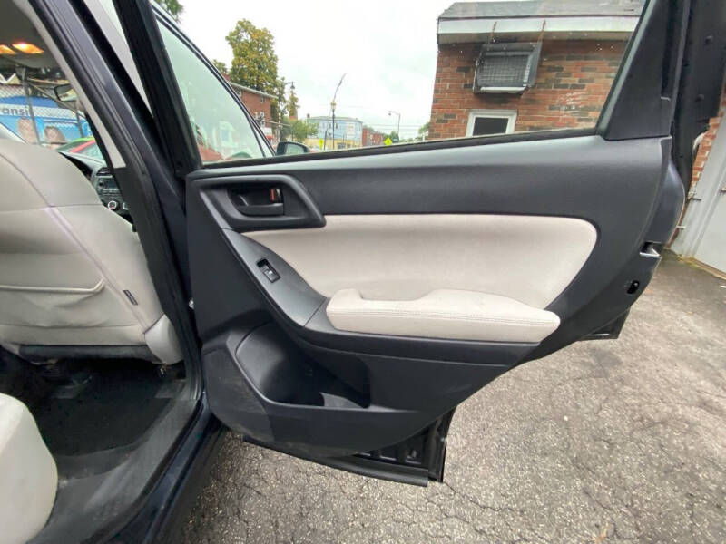 2015 Subaru Forester 2.5i