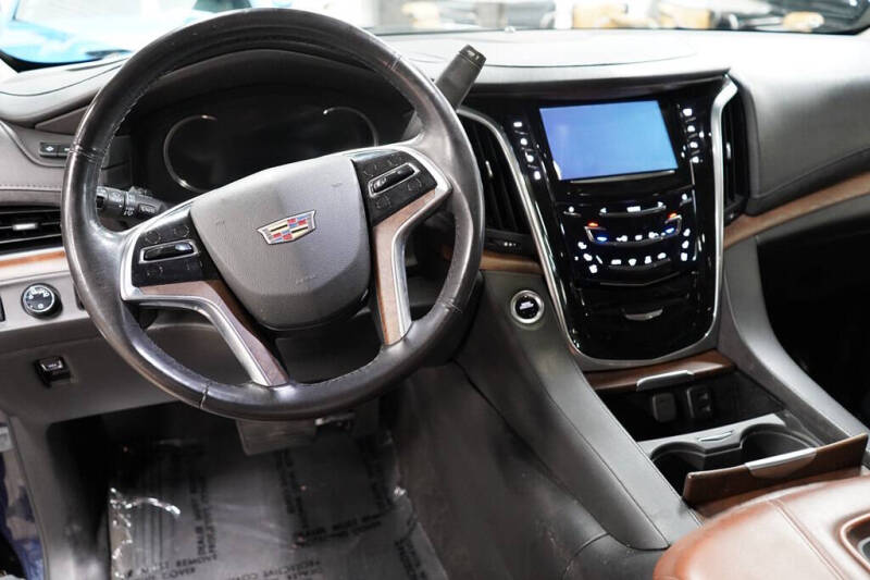 2020 Cadillac Escalade Premium Luxury