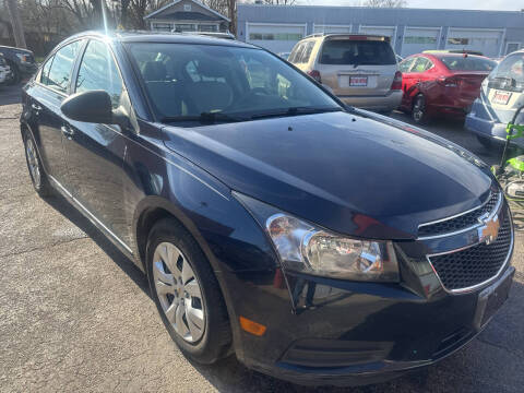 2014 Chevrolet Cruze for sale at Best Deal Motors in Saint Charles MO
