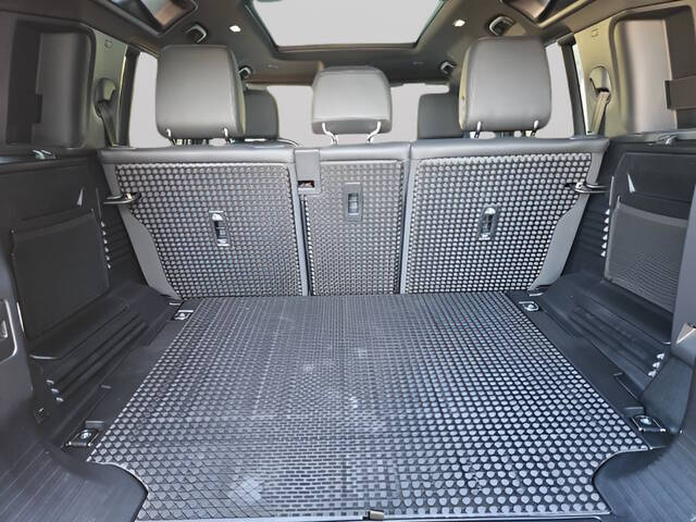 2023 Land Rover Defender 110 X-Dynamic SE