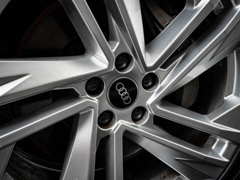 2022 Audi Q7 quattro Premium Plus 55 TFSI