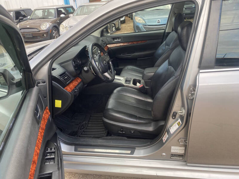 2011 Subaru Legacy 3.6R Limited