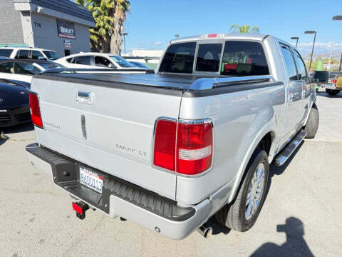 2008 Lincoln Mark LT