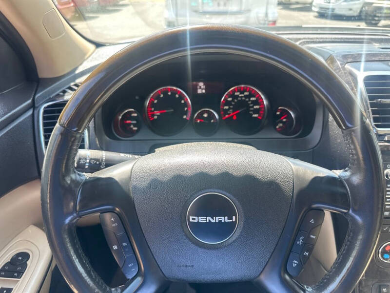 2012 GMC Acadia Denali