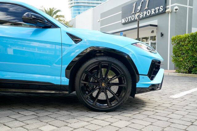 2024 Lamborghini Urus S