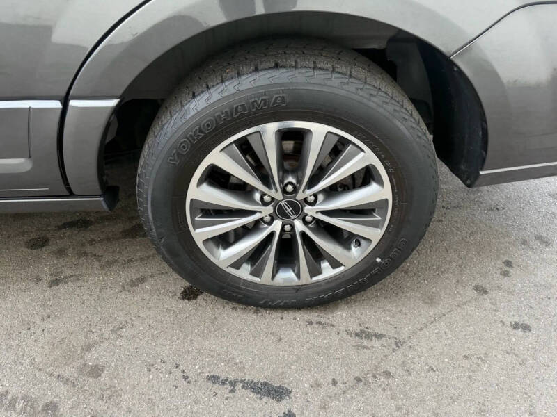 2016 Lincoln Navigator Select