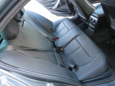 2018 BMW 3 Series 320i xDrive