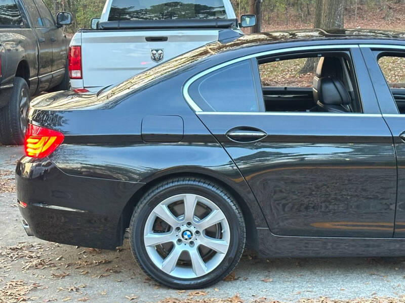 2011 BMW 5 Series 550i xDrive