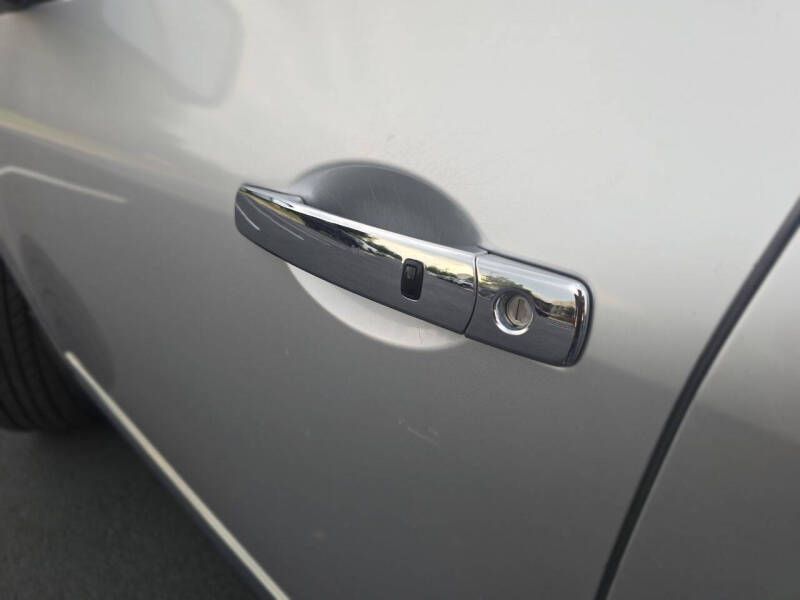 2013 Nissan Rogue SV w/SL Package