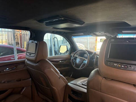 2017 Cadillac Escalade ESV Platinum