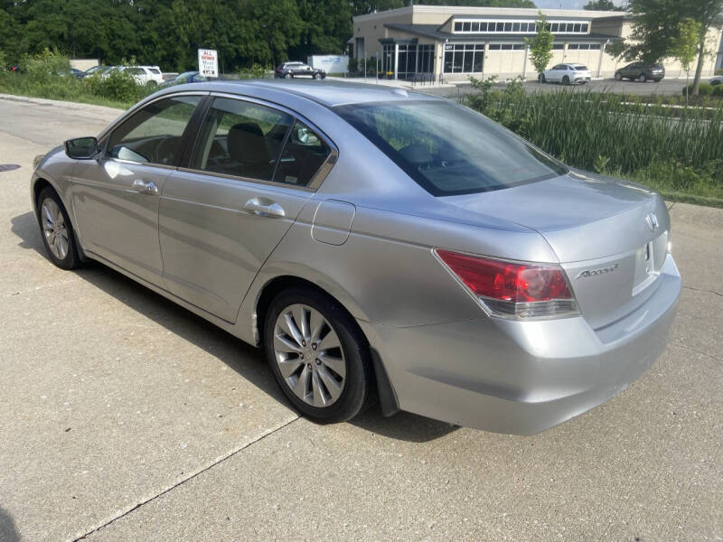 Image 3 of 2008 Honda Accord EX-L w/Navi