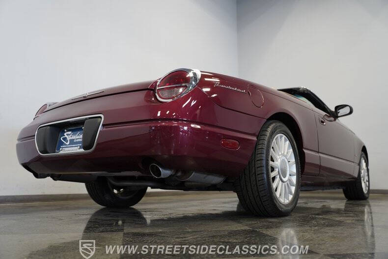 2004 Ford Thunderbird Deluxe