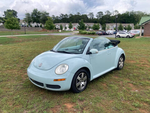 2006 Volkswagen New Beetle Convertible for sale at A & A AUTOLAND in Woodstock GA