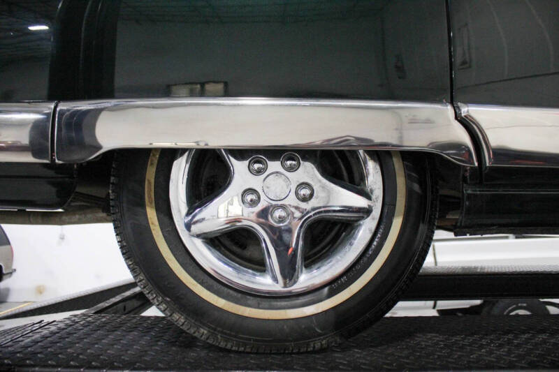 1953 Kaiser Manhattan