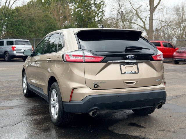 2020 Ford Edge SE