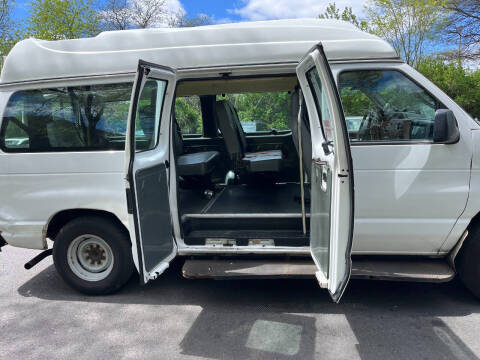 2011 Ford E-Series E-150