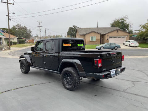 2021 Jeep Gladiator Willys