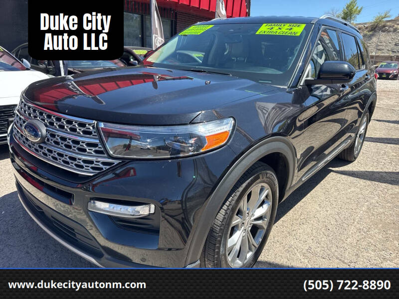 2023 Ford Explorer Limited's photo