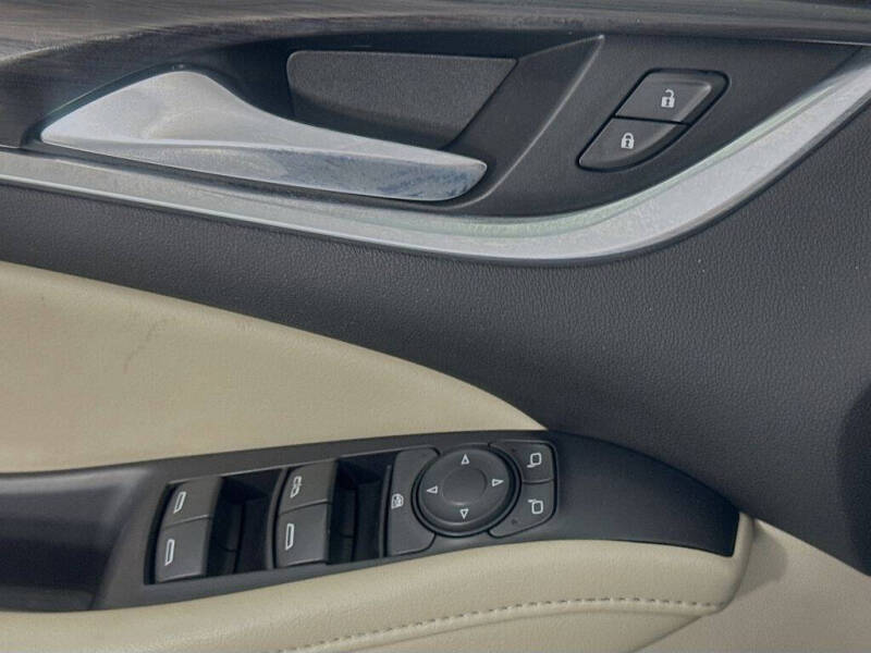 2018 Buick Enclave Essence