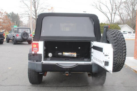 2017 Jeep Wrangler Willys Wheeler