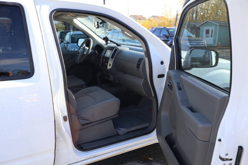 2020 Nissan Frontier S