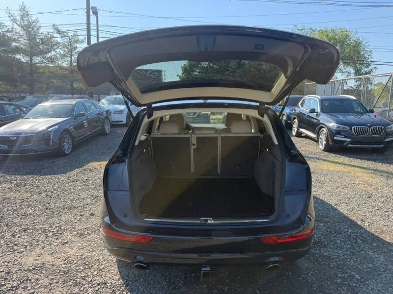 2017 Audi Q5 2.0T quattro Premium Plus