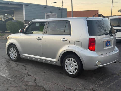 2009 Scion xB