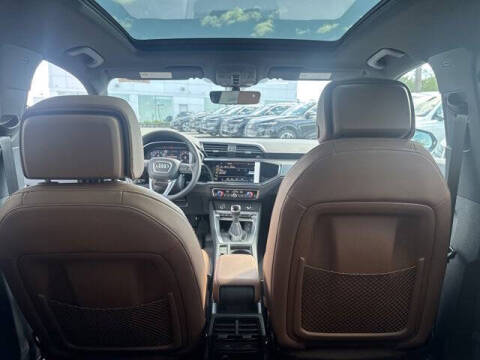 2025 Audi Q3 quattro S line Premium 45 TFSI