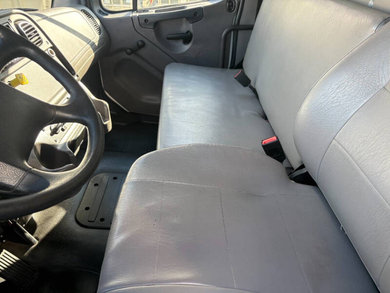 2018 Freightliner M2 106