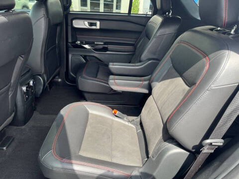 2023 Ford Explorer ST-Line