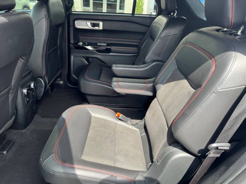 2023 Ford Explorer ST-Line