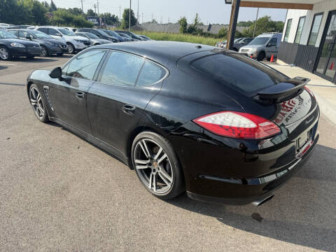 2013 Porsche Panamera 4