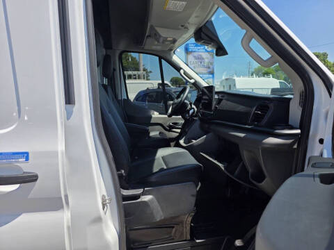 2025 Ford Transit 250