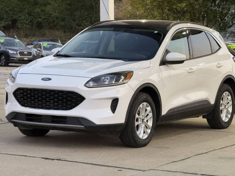 2020 Ford Escape SE