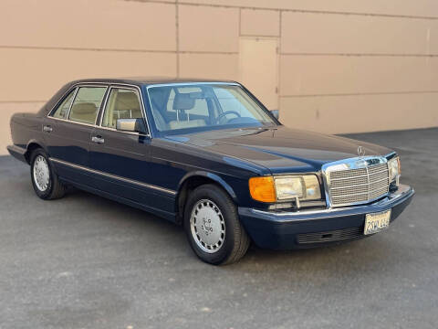 1990 Mercedes-Benz 300-Class