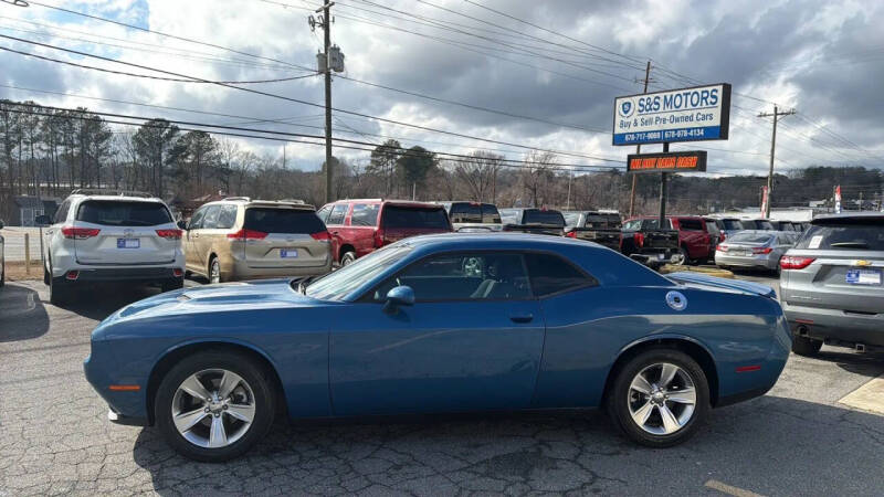 2021 Dodge Challenger SXT