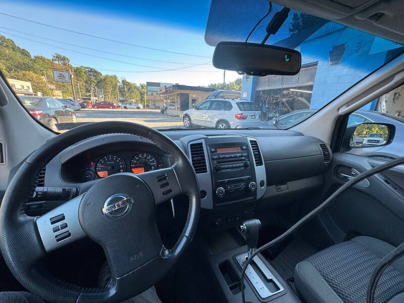 2011 Nissan Frontier SV V6