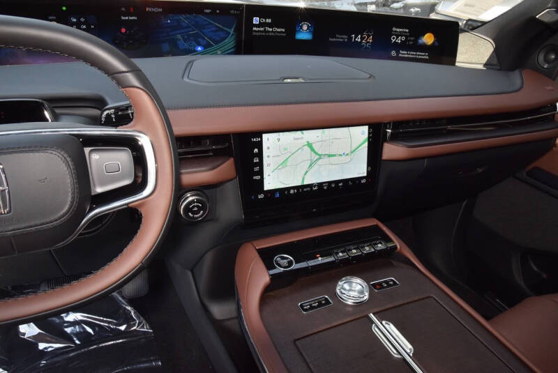 2025 Lincoln Navigator Reserve