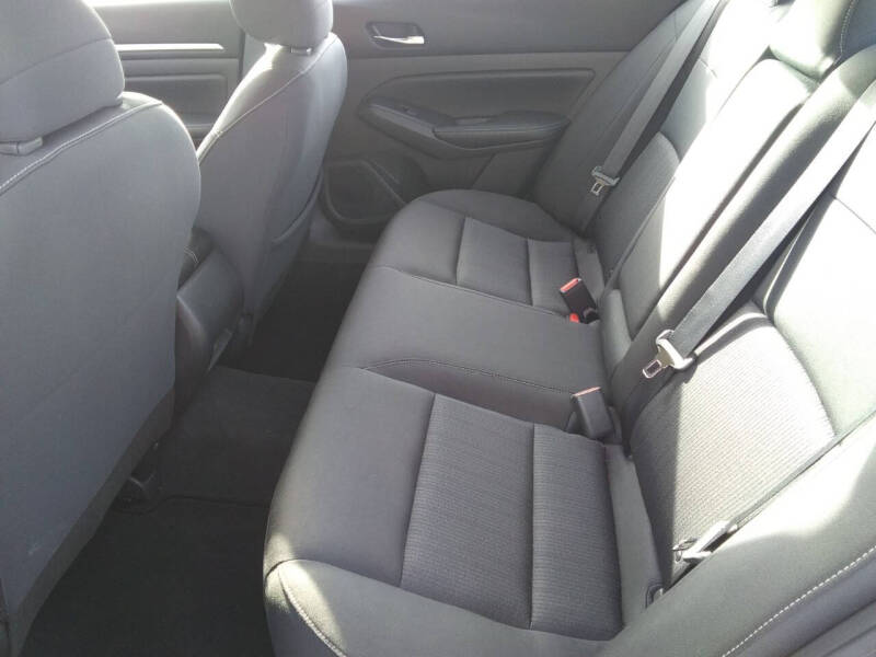 2022 Nissan Altima 2.5 SV