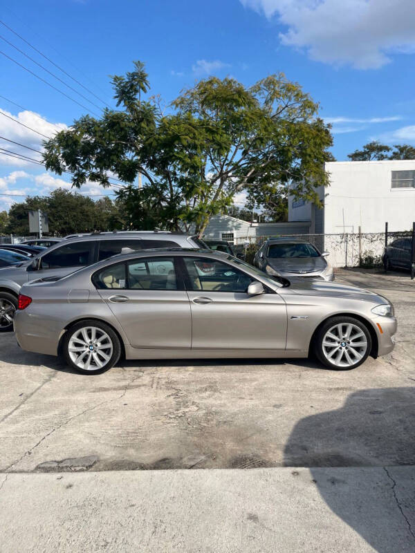 2011 BMW 5 Series 535i