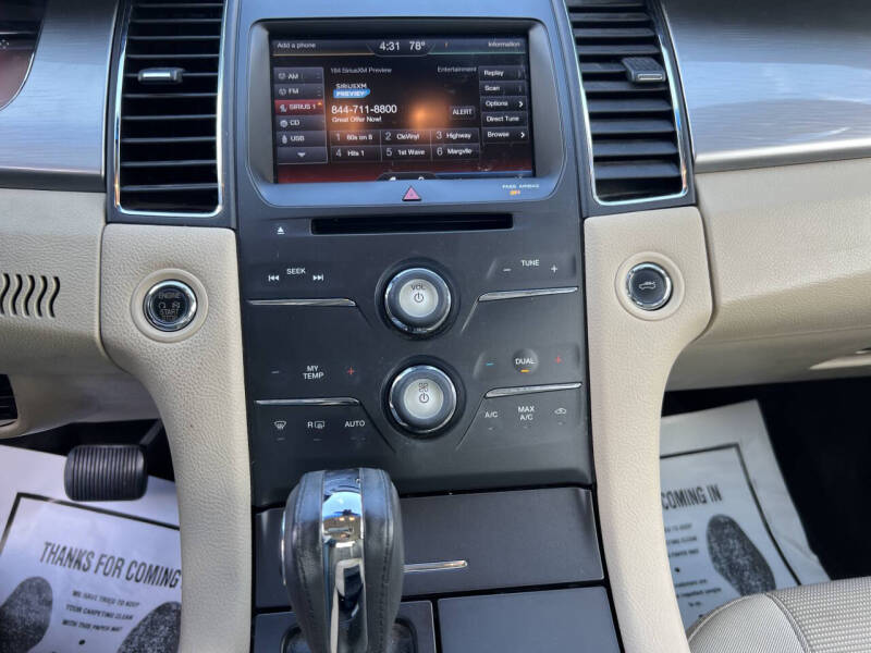 2015 Ford Taurus SEL